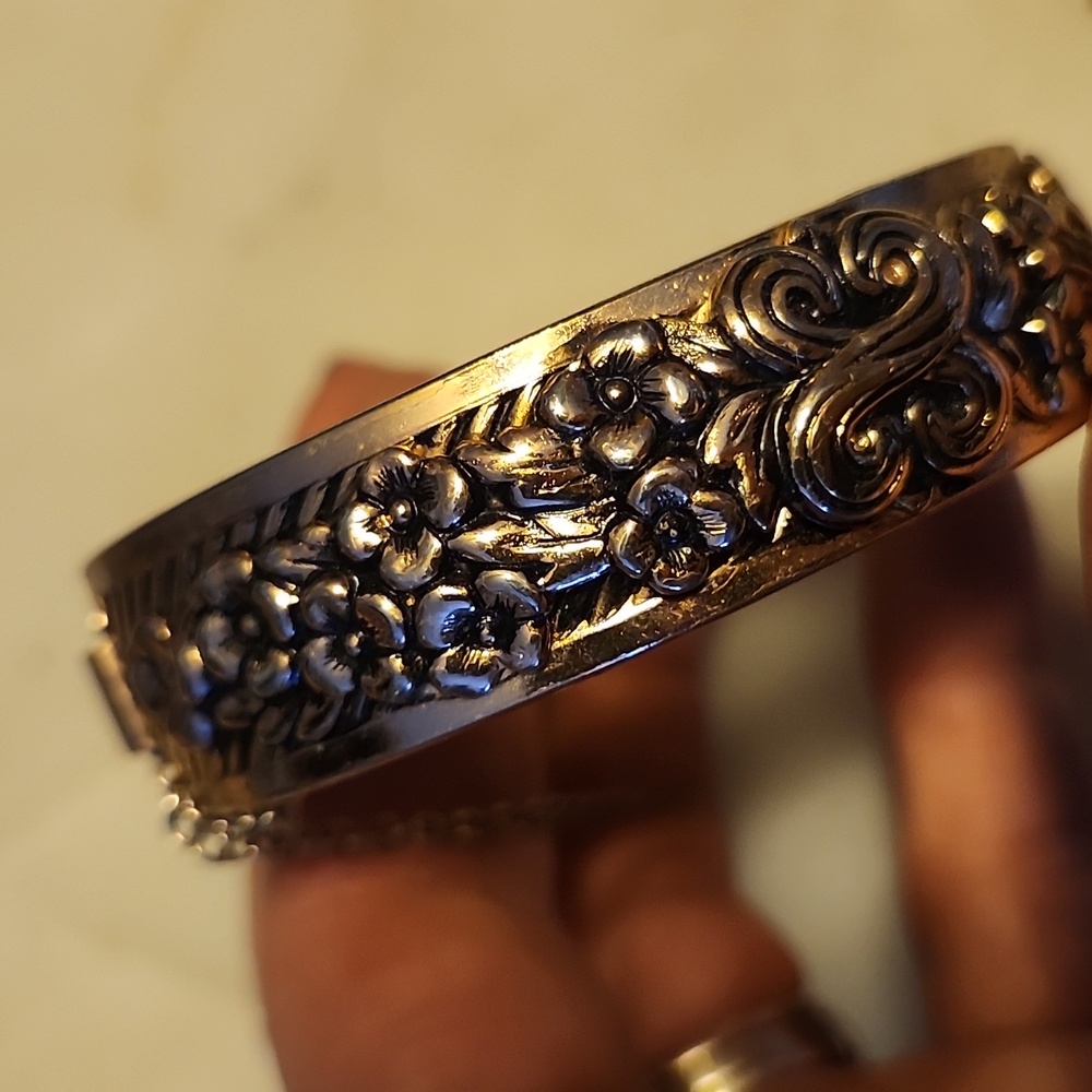 Silver Colored Floral Hinged Bangle Bracelet - image 7